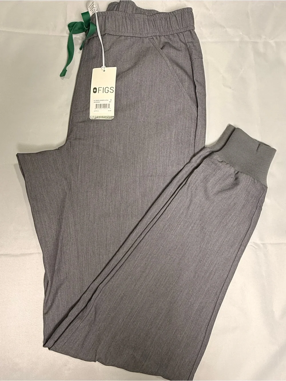NWT FIGS Men’s Tansen Jogger 2.0 Tall Scrub Pants Graphite Small